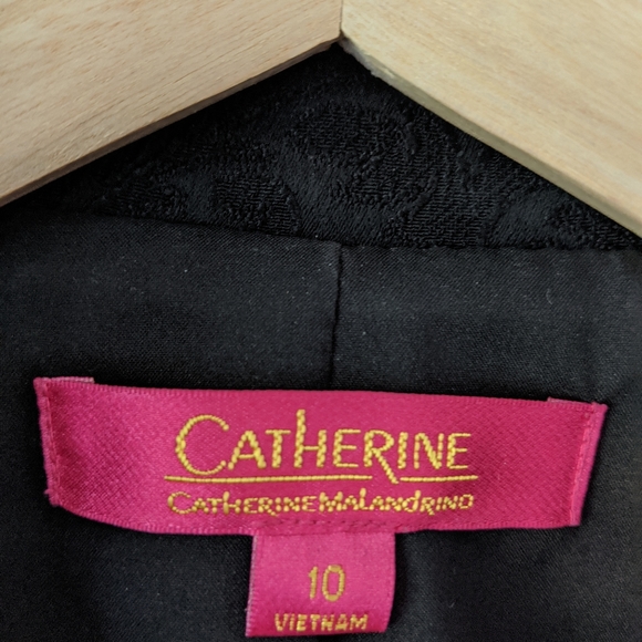 Elegant Subtle Brocade Black Blazer - Picture 2 of 8